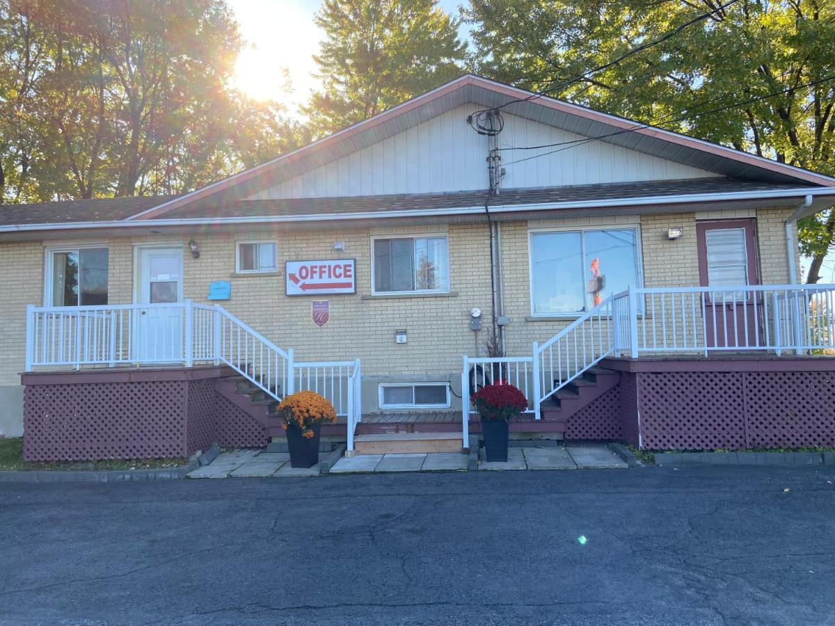 Motel Des Erables Coteau-du-Lac Luaran gambar