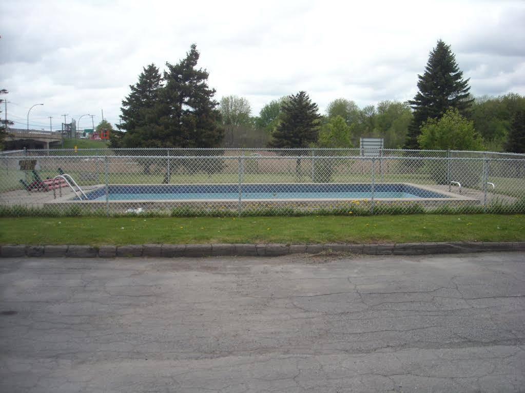 Motel Des Erables Coteau-du-Lac Luaran gambar
